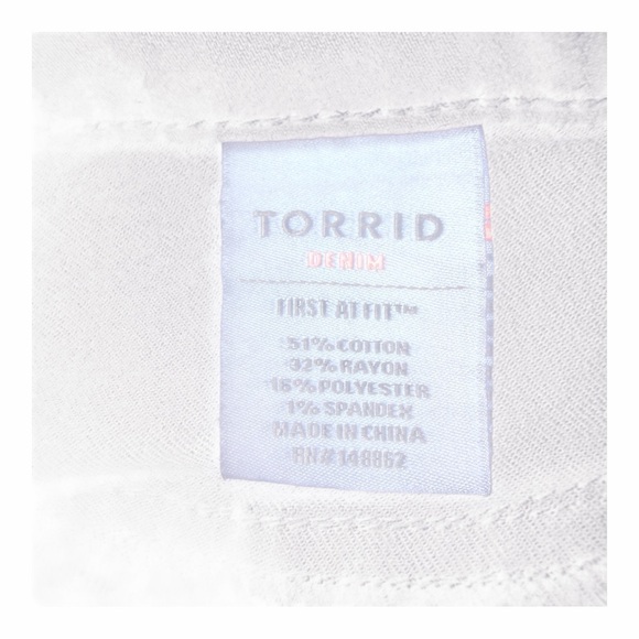 Torrid Women's Classic Black Straight Leg Jeans - Picture 6 of 8